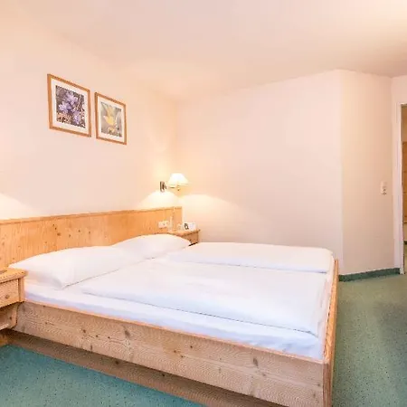 Hotel Gruener Baum